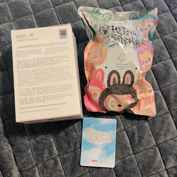 Big Into Energy Pop Mart Labubu Hope - Picture 2 of 2